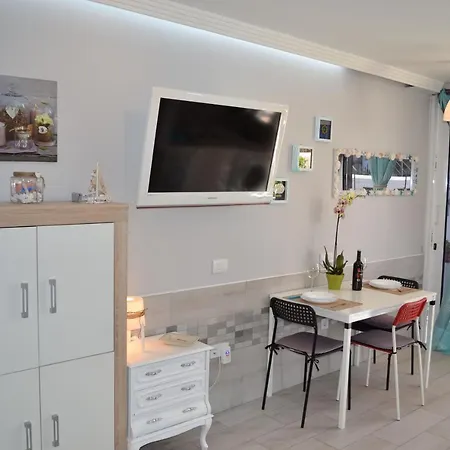Apartment White Loft Deluxe - Centrale A